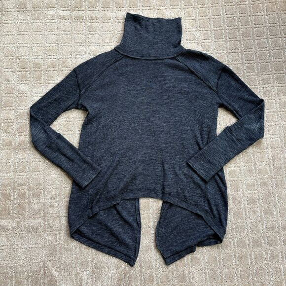 Free People We The Free Split Back Turtle Neck Long Sleeve Sweater Size XS Gray - Picture 1 of 9